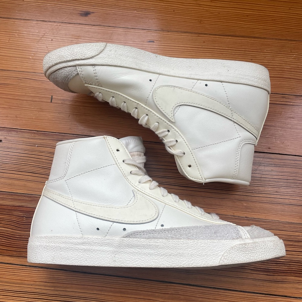 Nike Blazers Mid ‘77 Vintage ‘Coconut Milk’ Women’s Size 8